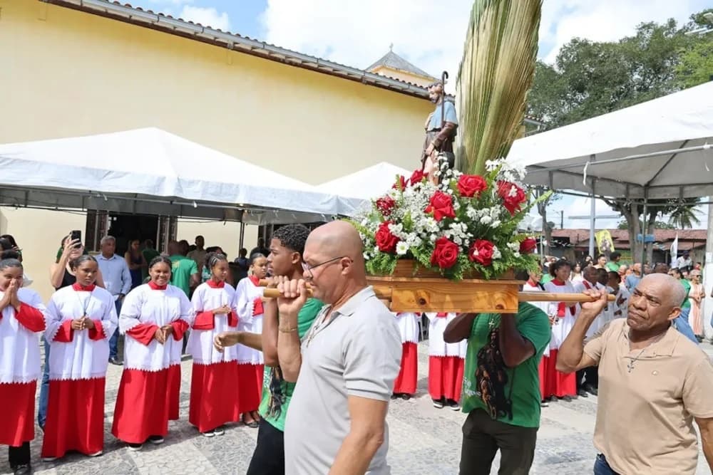 Festa de São Roque une gerações em celebração cultural em cidade baiana