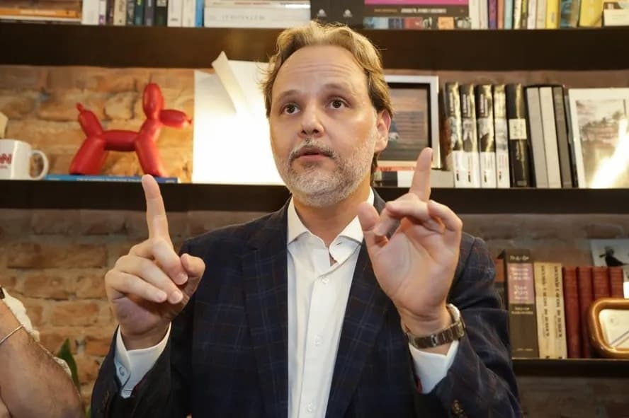 Coordenador da campanha de Lula doa R$ 150 mil a três candidatos do PT a deputado por São Paulo