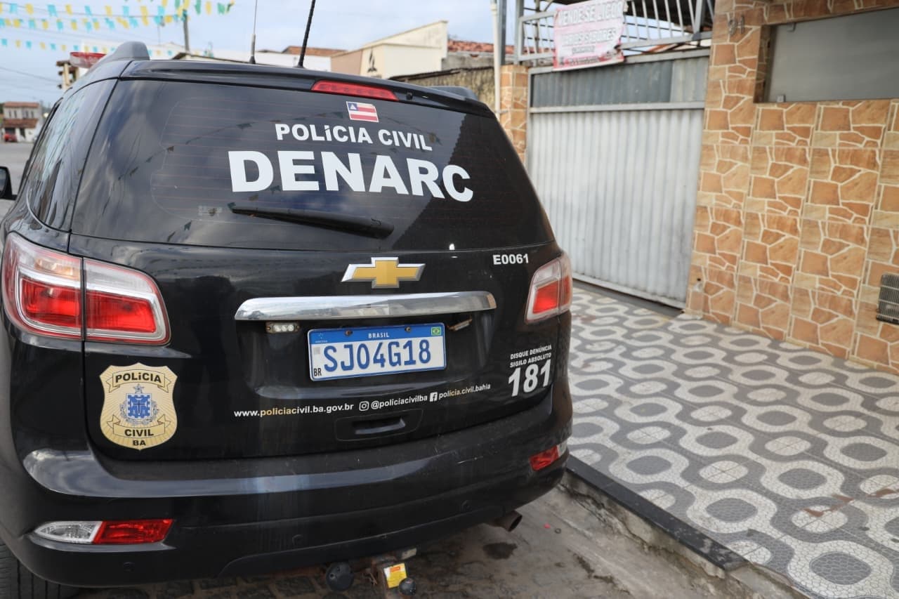 Operação prende casal suspeito de integrar organização criminosa em Feira 