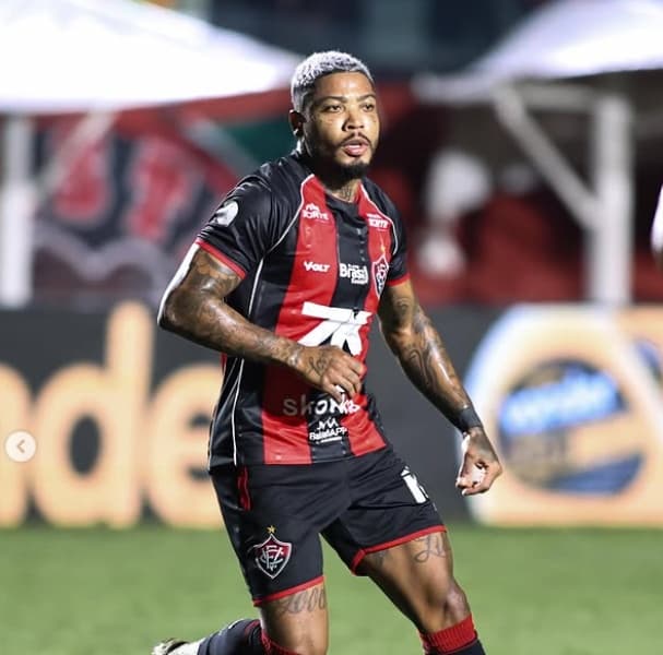 Marinho destaca força da torcida do Vitória antes do Ba-Vi: "12º jogador"