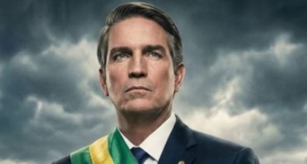 Dino autoriza PF a obter dados da produtora de “Dark Horse” e Flávio diz que não vai apresentar prestação de contas