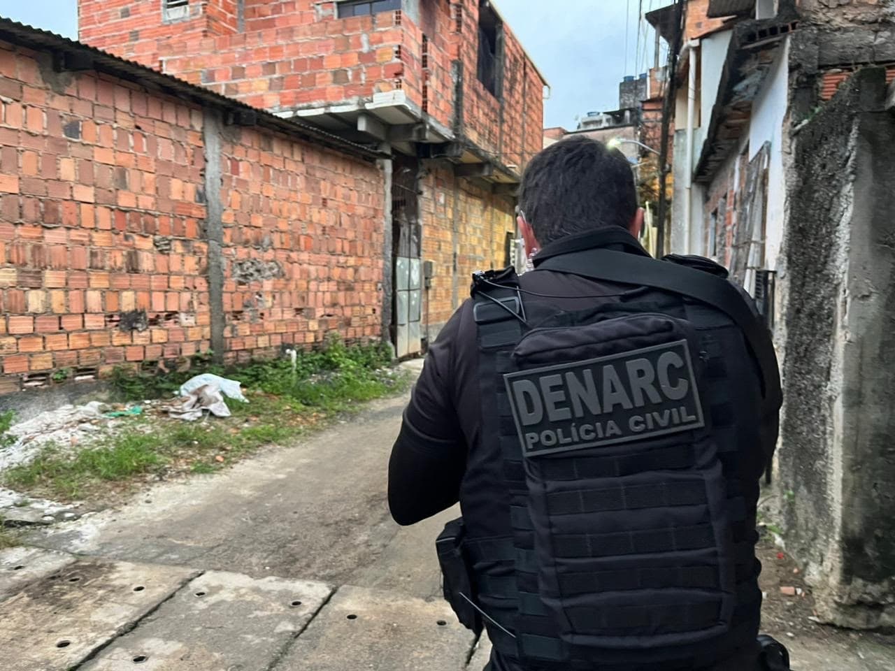 “Rota das Flores”: Operação policial desarticula grupo que enviava delivery de drogas para Goiás