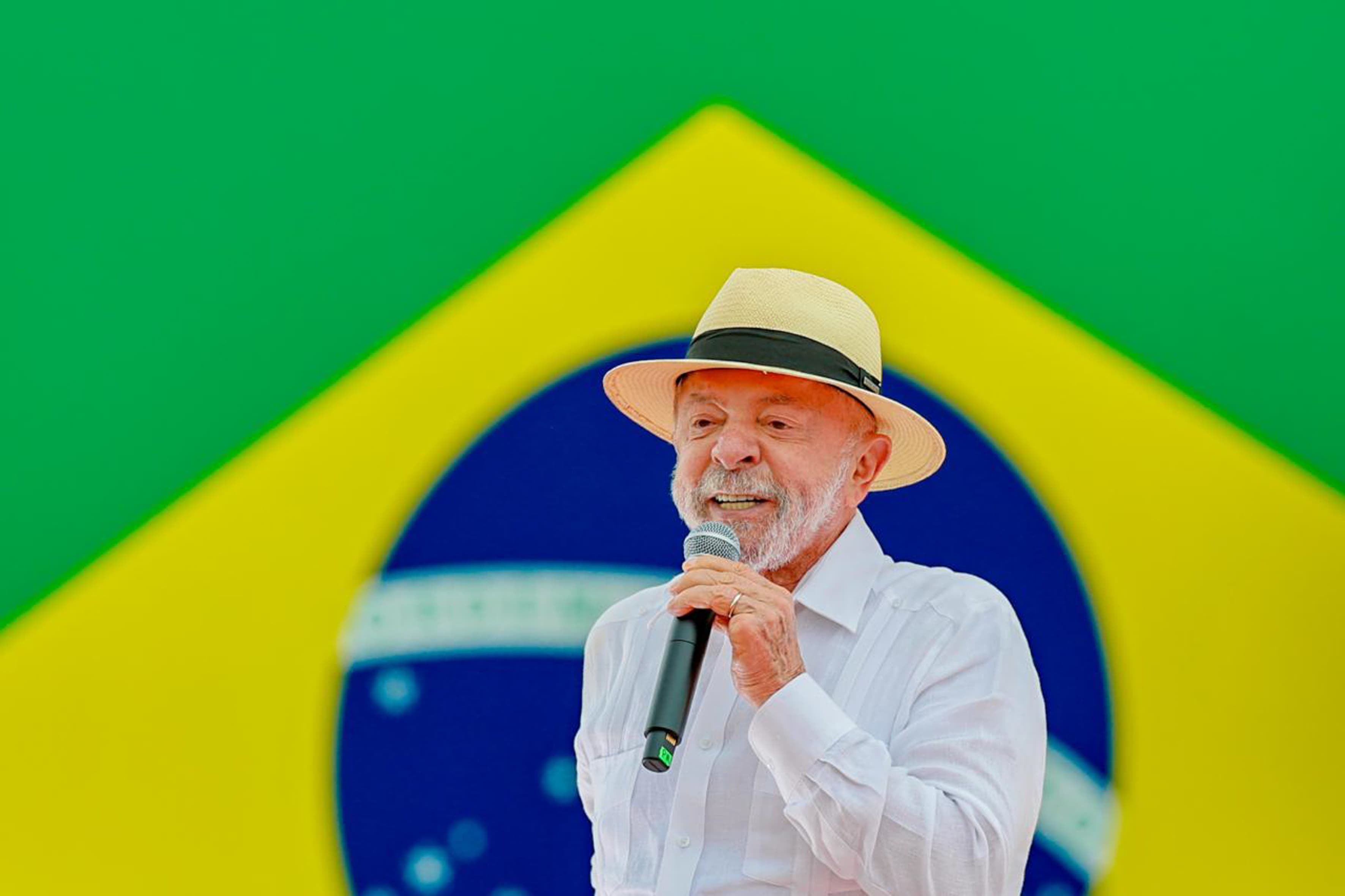 Lula cancela visita a Porto Alegre e planeja ir a Salvador na sexta