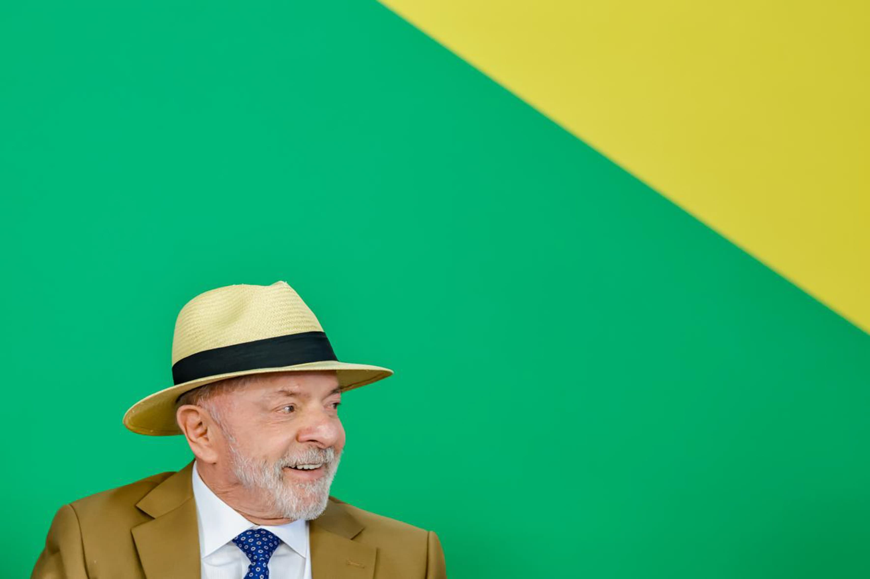 Lula endurece discurso sobre Lulinha para afastar desgaste na campanha