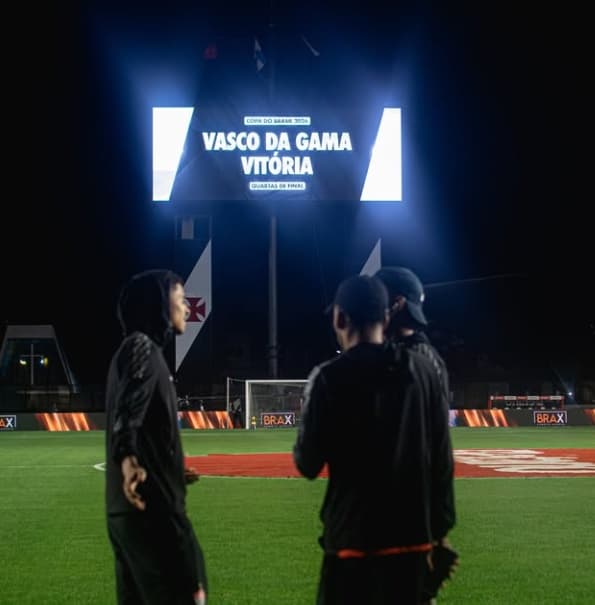 Bola rolando! Acompanhe em tempo real Vasco x Vitória pela Copa do Brasil 