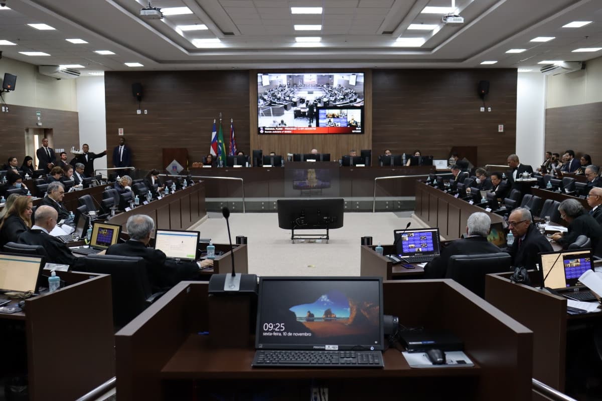 TJ-BA instaura sindicância para apurar denúncias de assédio contra magistrado