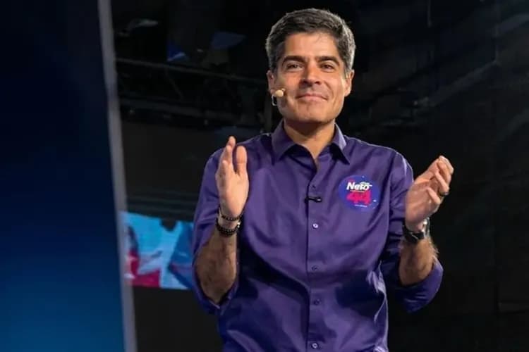 Primeiro programa de ACM Neto resgata avô, relembra derrotas e propõe 'Mudança com Segurança'