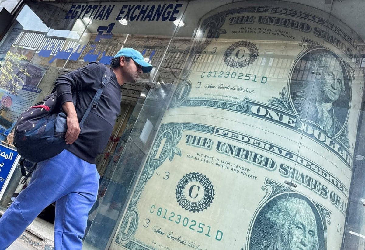 Dólar fecha perto dos R$5,20 após discurso duro de Warsh sobre inflação nos EUA