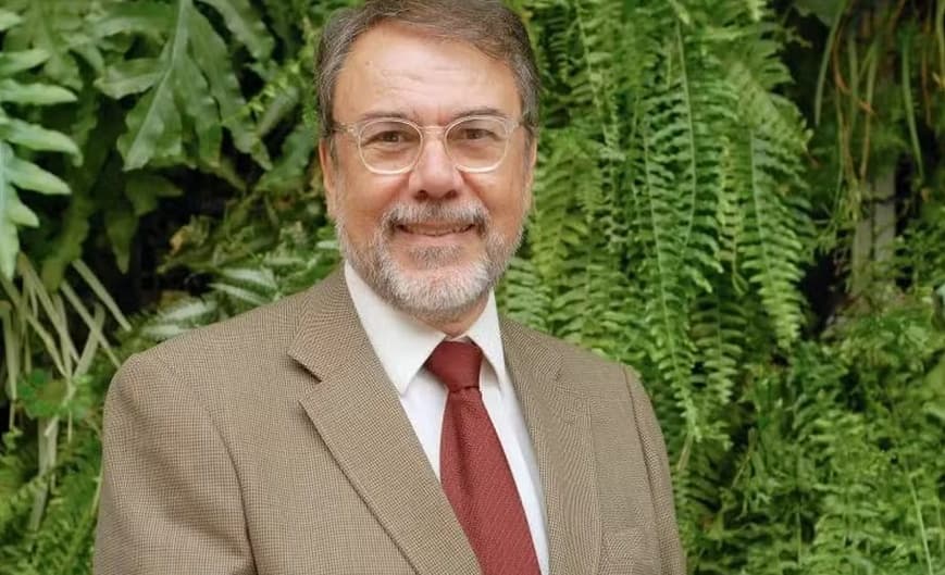 Morre Carlos Monforte, pioneiro do modelo de âncora no telejornalismo brasileiro, aos 77 anos