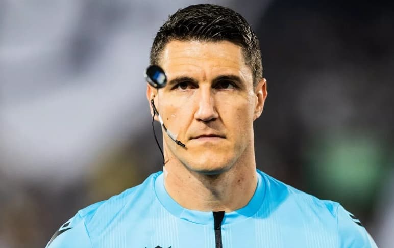 CBF escala Rafael Klein para Vitória x Vasco pelo jogo de volta da Copa do Brasil