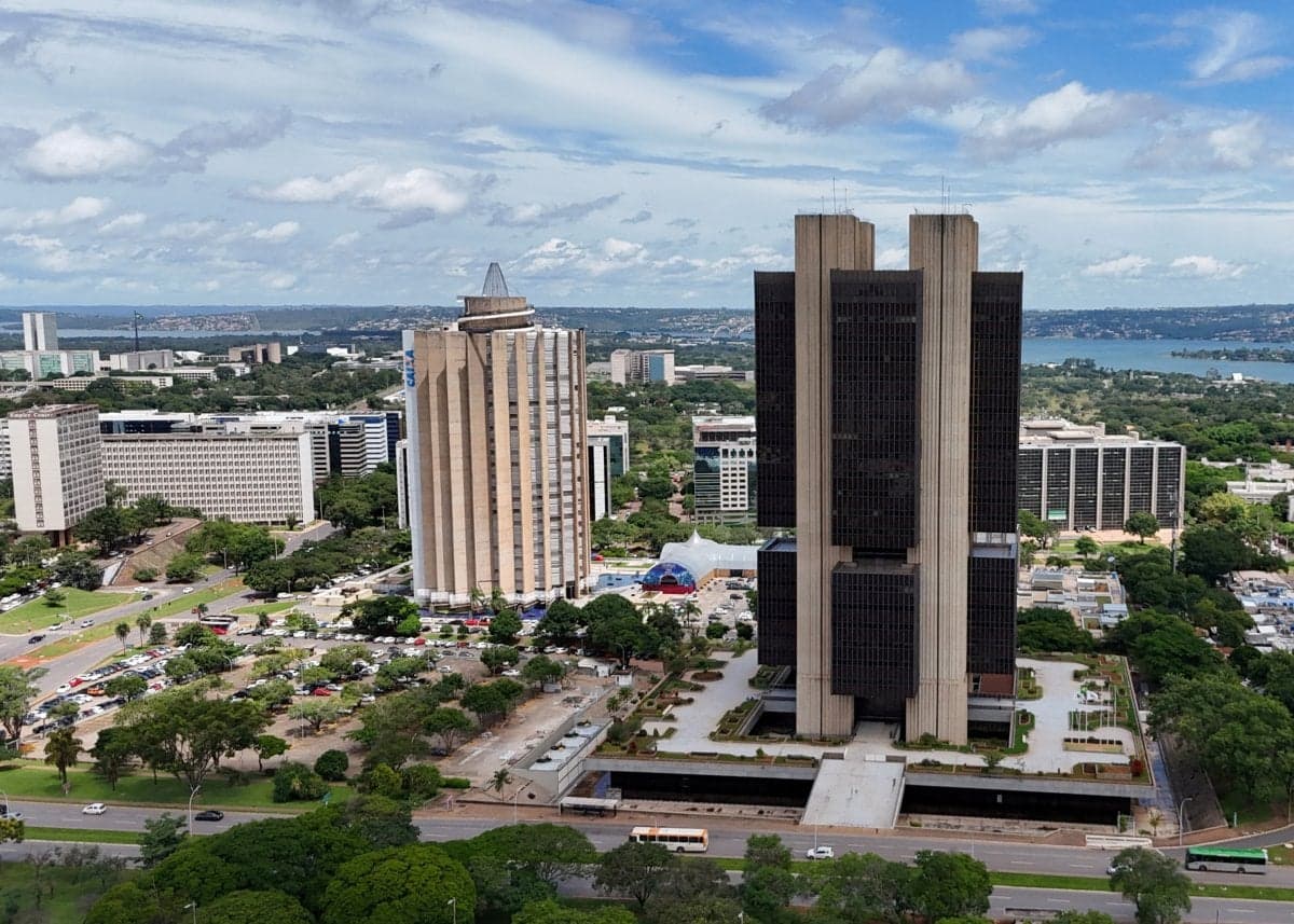 BC sinaliza medidas de capital conforme crédito ao consumidor impulsiona  dívida