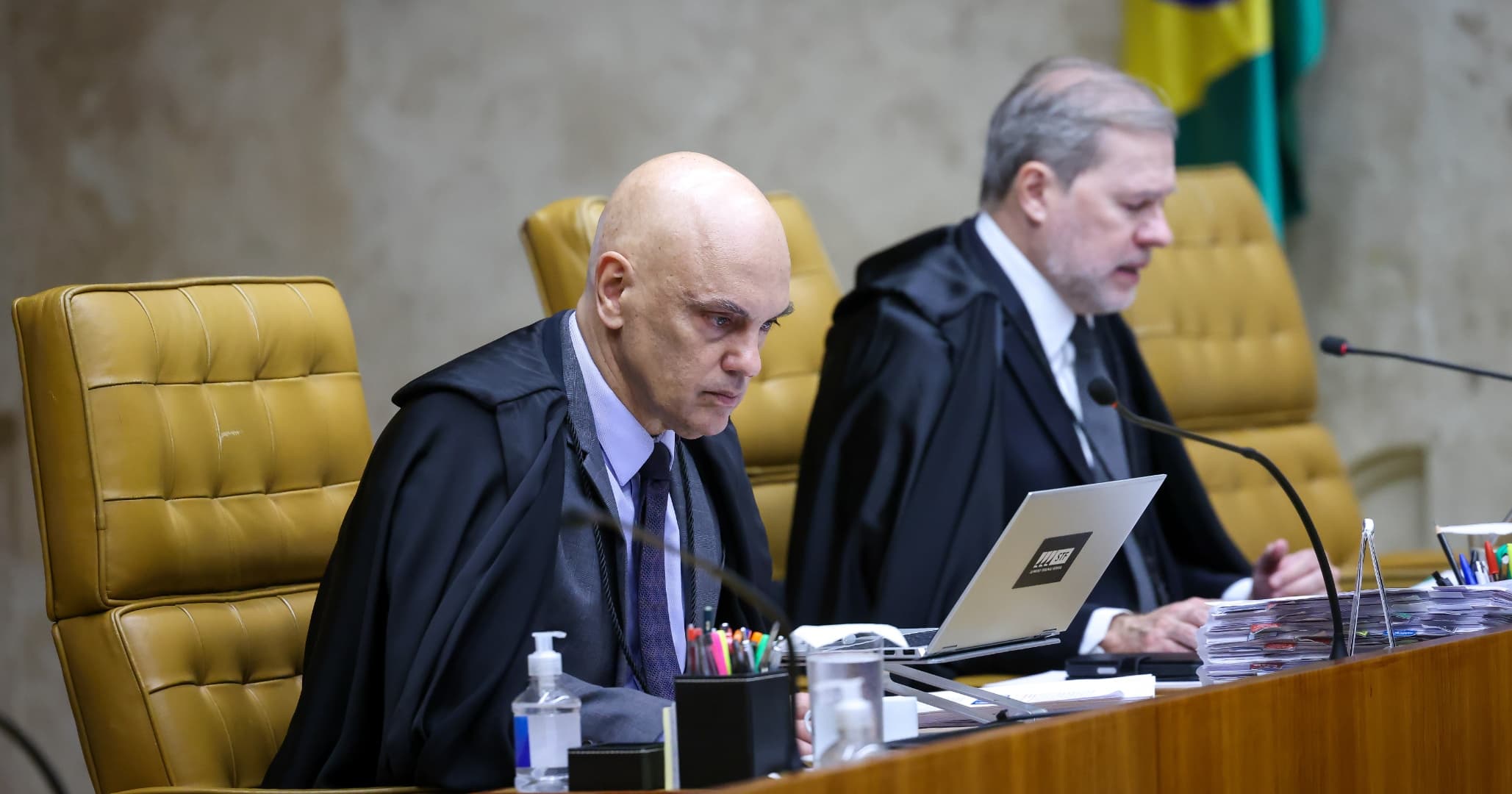 Deputado baiano pede que PGR avalie prisão de Alexandre de Moraes por caso Banco Master