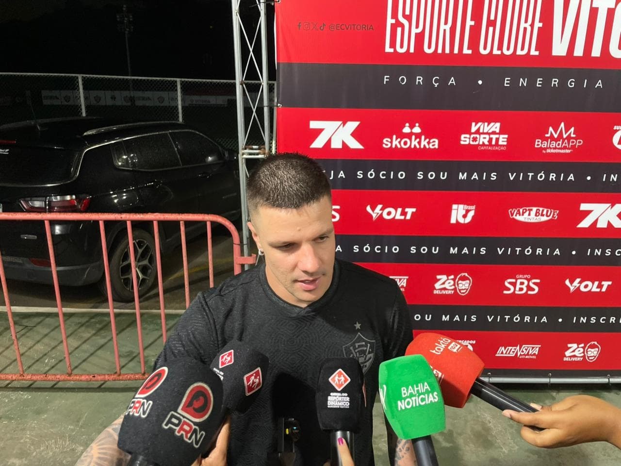 Kayzer valoriza campanha do Vitória na Copa do Brasil: “Nos davam como eliminados contra o Flamengo”