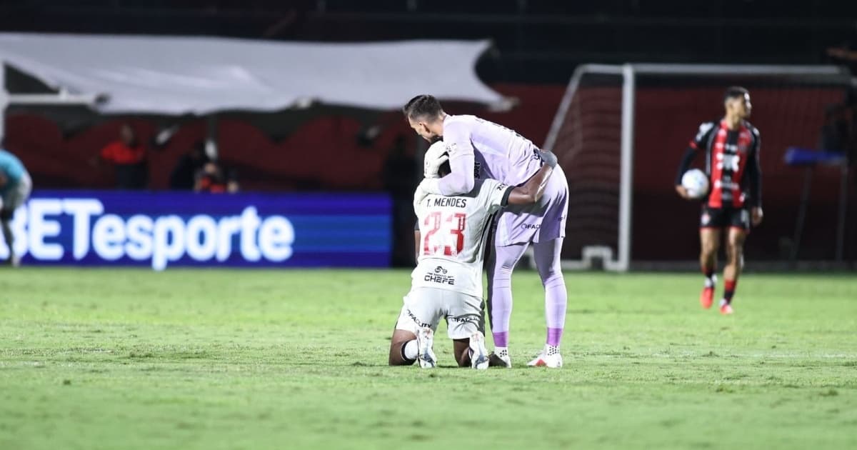 Após eliminar o Vitória, Vasco chega à terceira semifinal consecutiva da Copa do Brasil