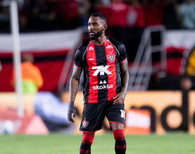 Ramon vira desfalque do Vitória para sequência da temporada; veja lista de lesionados