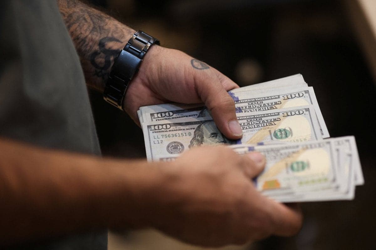 Dólar ganha força ante real após dados fortes de emprego nos EUA