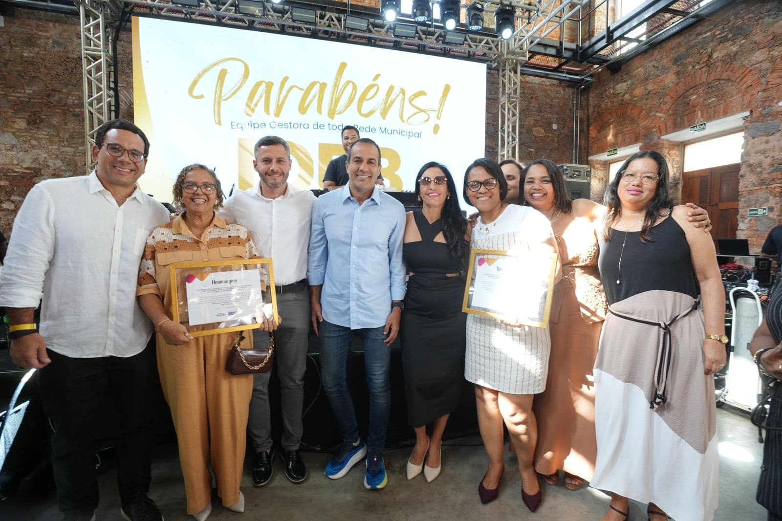 Prefeitura de Salvador celebra educadores por melhor desempenho no Ideb 2025