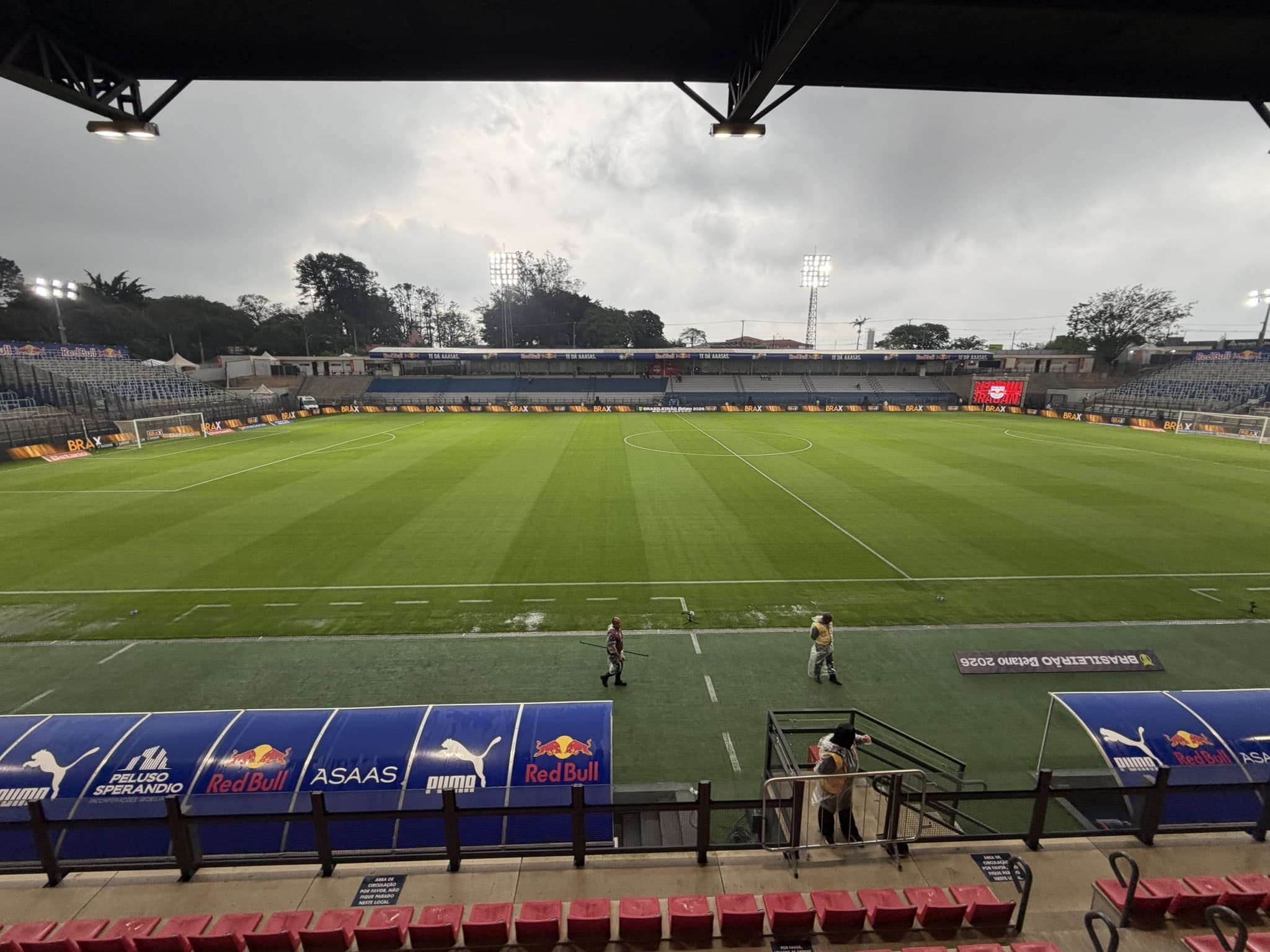 Confira as escalações oficiais de Red Bull Bragantino x Bahia, pela 26ª rodada do Brasileirão