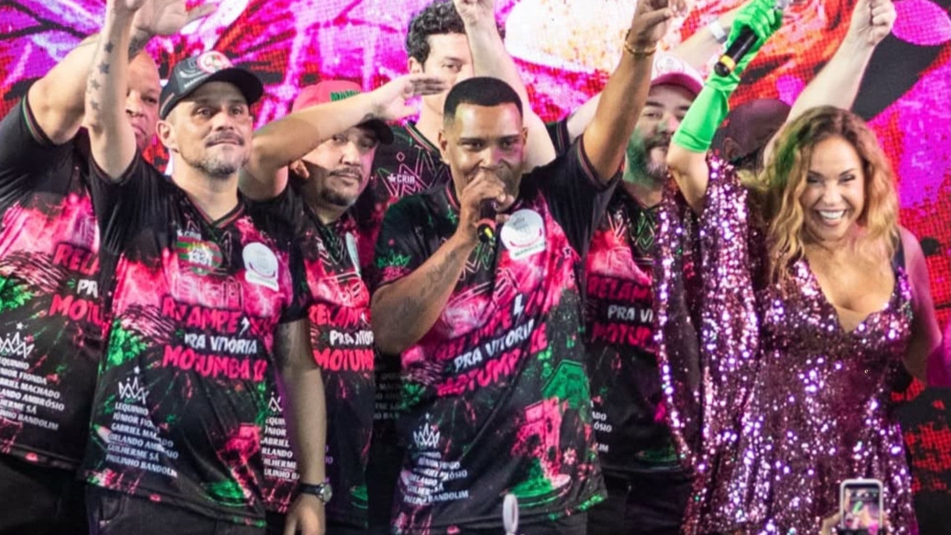 Mangueira define samba-enredo com Daniela Mercury para Carnaval de 2027