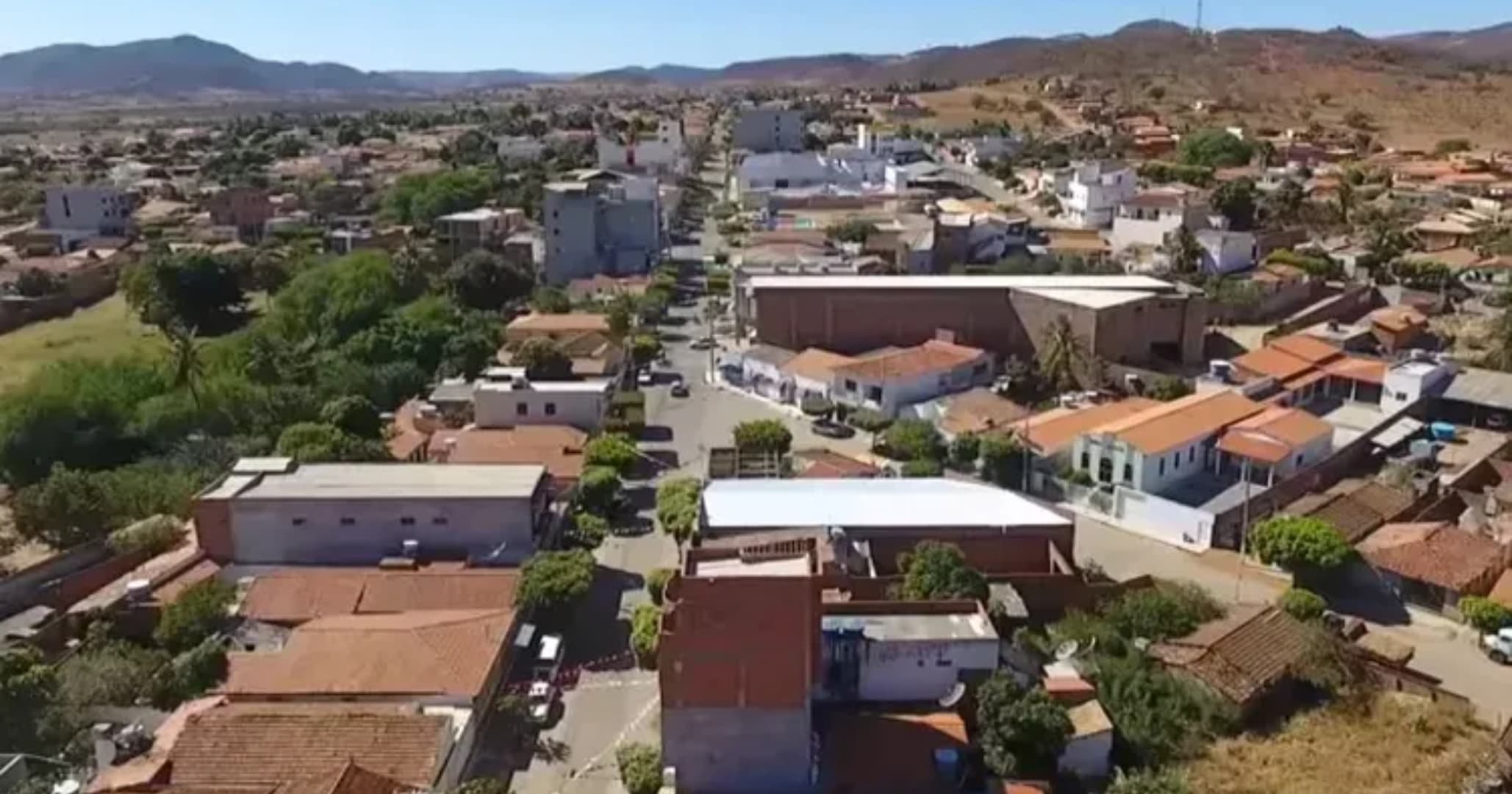 Mulher é ameaçada com faca por ex-companheiro durante cavalgada em Pindaí