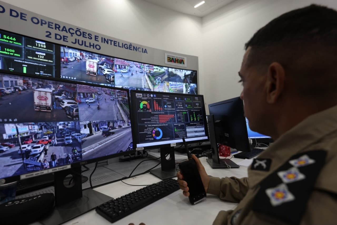 Foragido da Justiça é preso após ser identificado por Reconhecimento Facial em Salvador