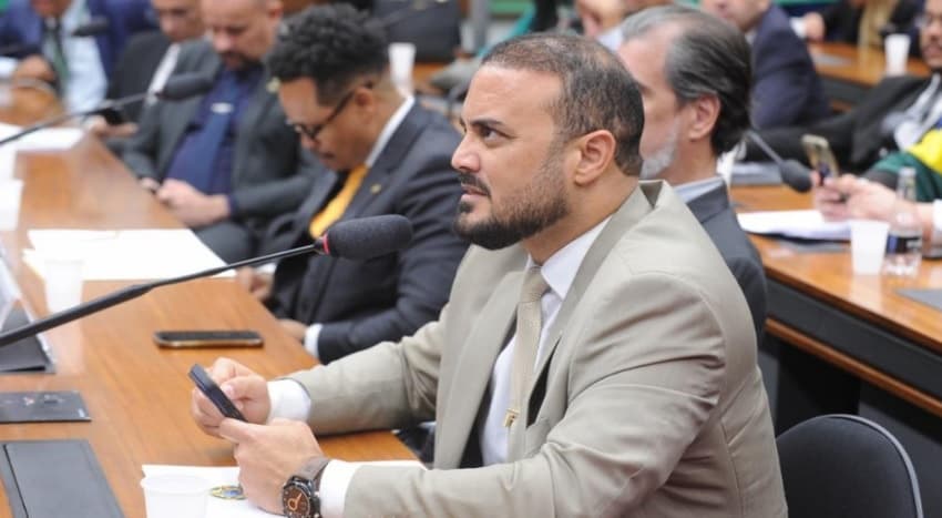 Alden e outros deputados querem convocar ministro da Justiça e Andrei Rodrigues para esclarecer relatórios da PF
