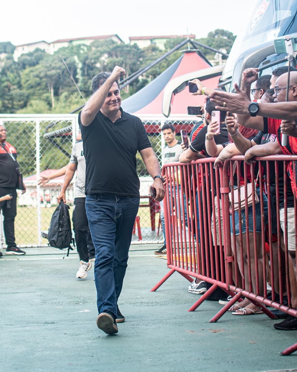Fábio Mota volta a chamar Grêmio de “caloteiro” e detalha dívida com Vitória