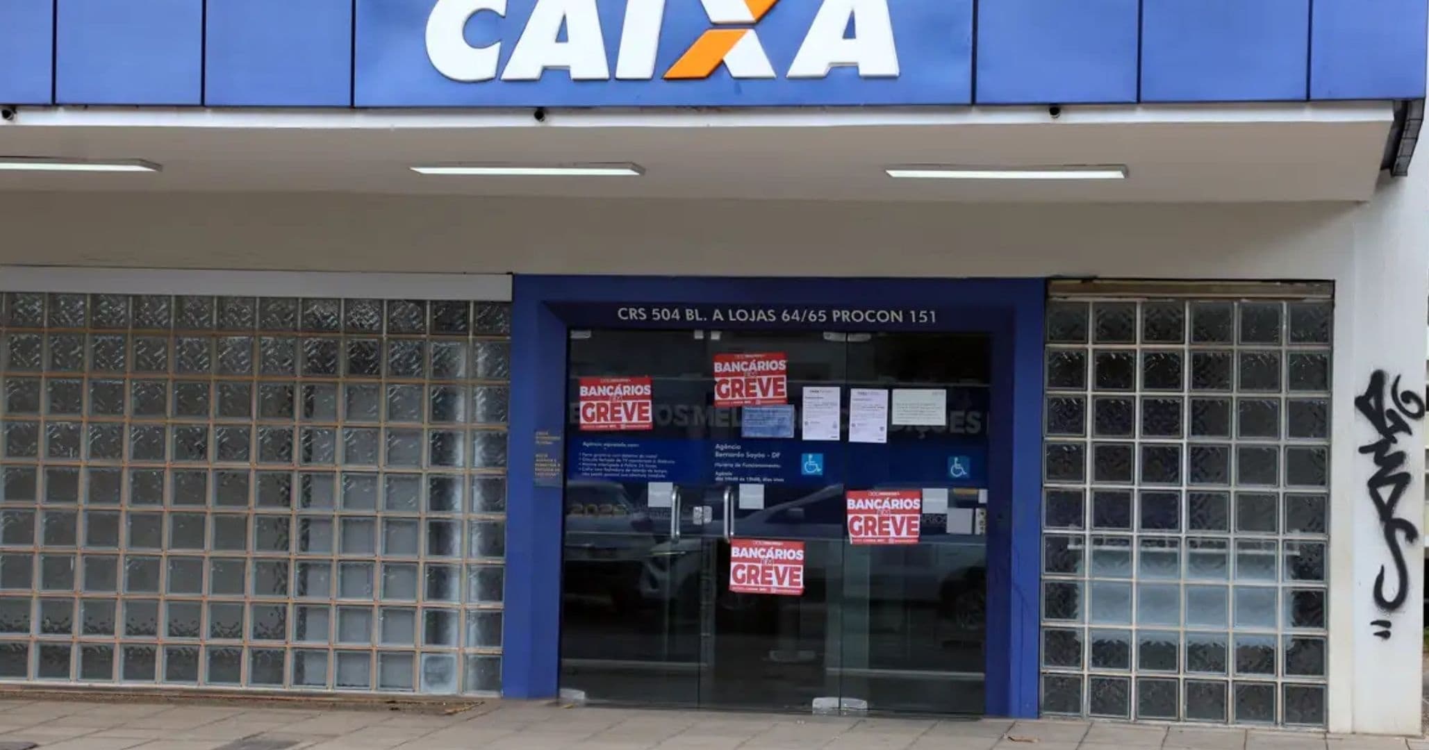 Greve nacional paralisa Caixa e atinge unidades do Banco do Brasil em parte do país