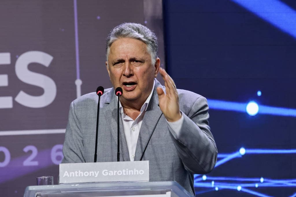 TRE-RJ barra candidatura de Anthony Garotinho ao governo do Rio por condenação de 8 anos