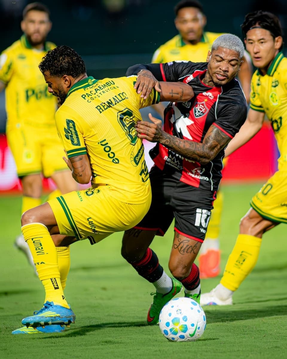 Vitória troca apenas 35 passes e sofre apagão no 2º tempo contra o Mirassol 