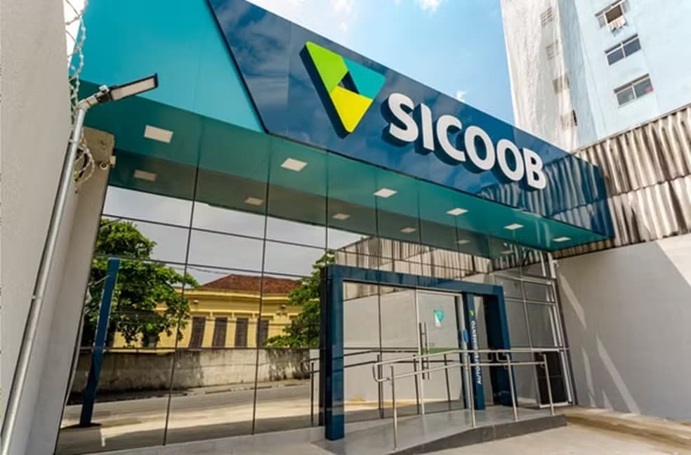 Servidores baianos terão acesso a empréstimos consignados após acordo com novo banco 