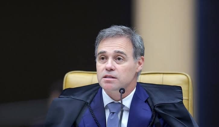 Mendonça nega irregularidades na investigação sobre troca de mensagens entre Moraes e Vorcaro 