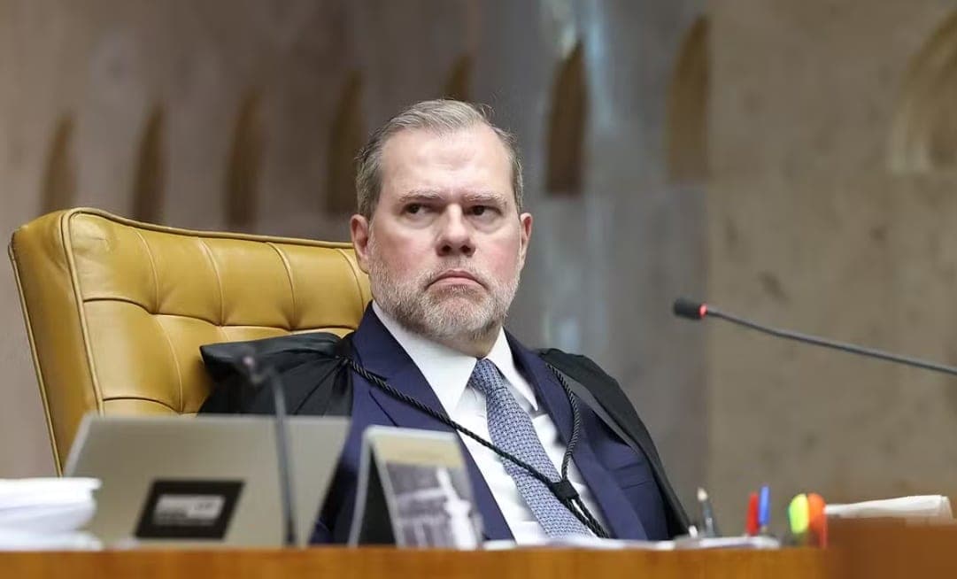 Toffoli se declara suspeito e não participa de julgamento sobre possível investigação de Moraes