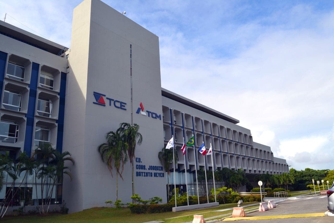 TCE-BA: Lista aponta 616 gestores com contas desaprovadas e registra alta de 74% desde 2018