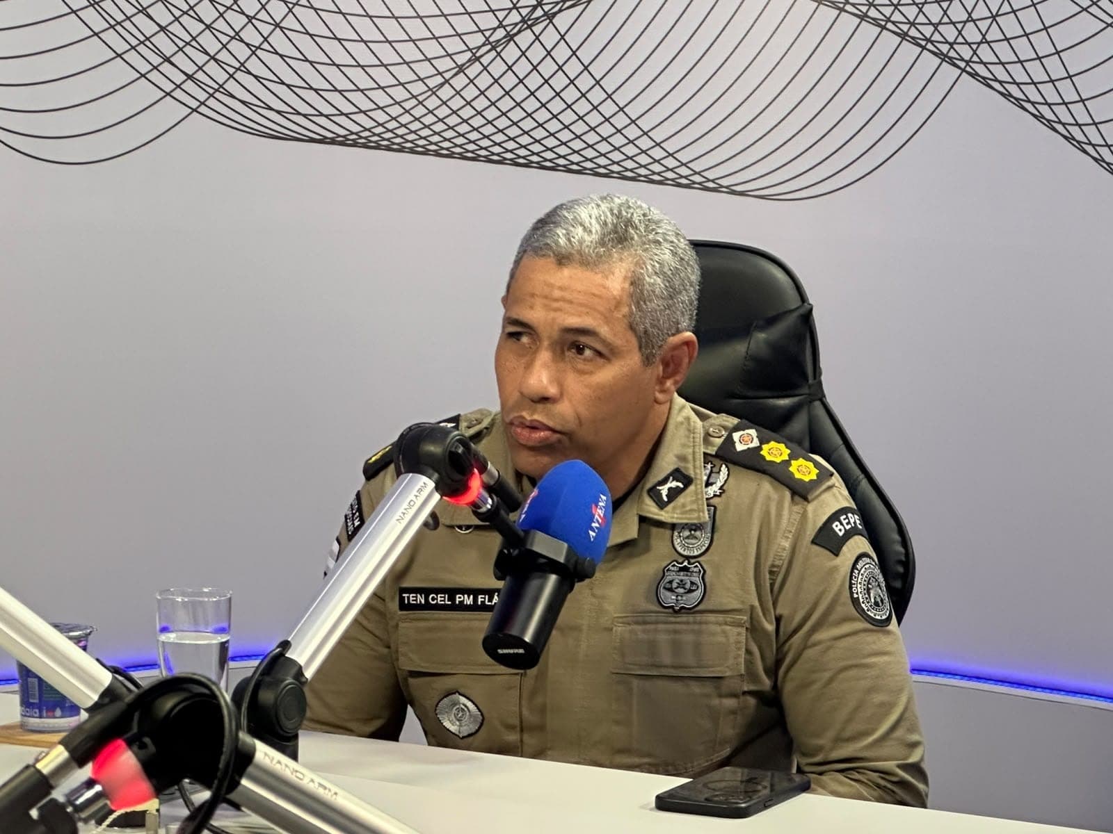 Comandante do BEPE explica casos de violência no Ba-Vi e cita presença do tráfico nas torcidas