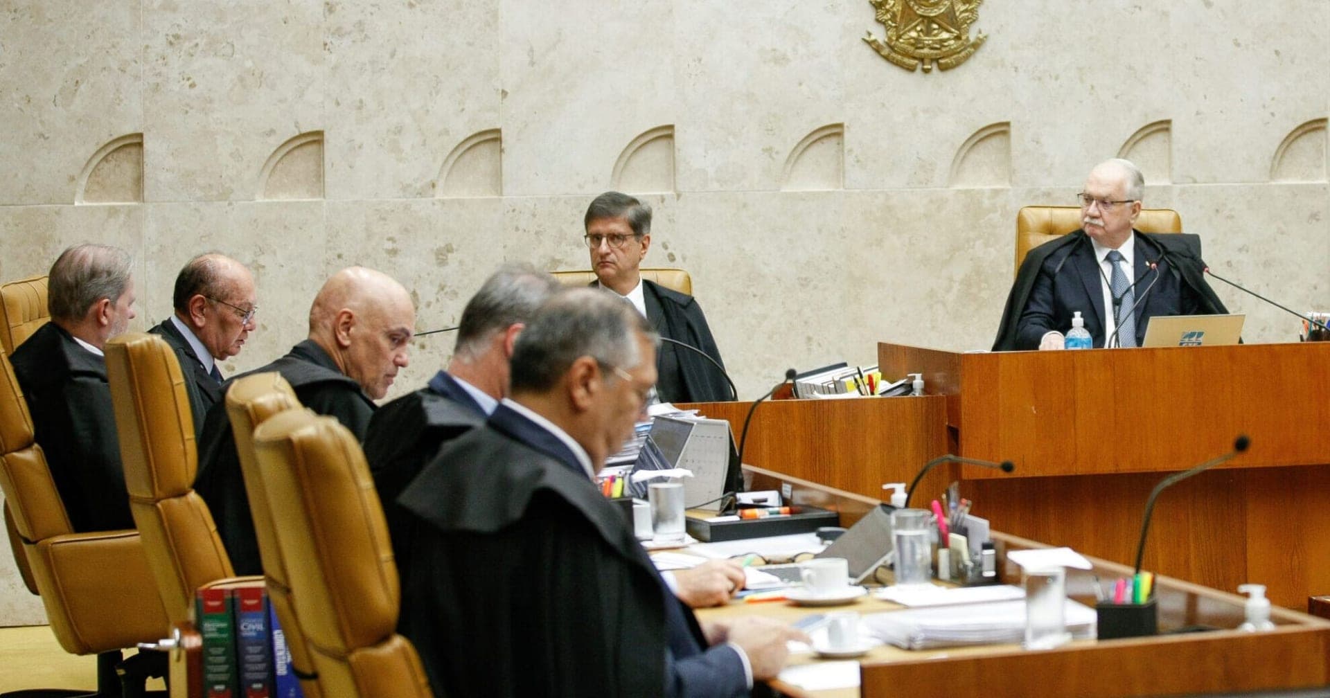 Fachin cancela sessão do STF por receio de novos embates entre Gilmar, Mendonça e Fux