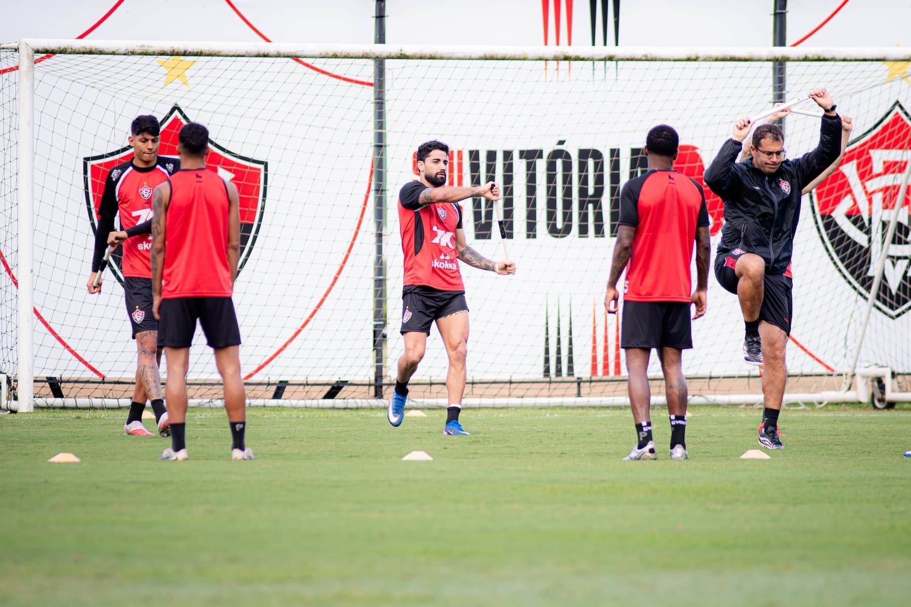 Vitória realiza treino tático de olho no Cruzeiro pelo Campeonato Brasileiro 