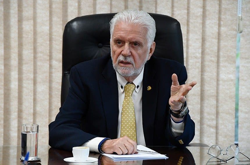 A 17 dias da eleição, Jaques Wagner lidera na Bahia e é o quarto candidato que mais doou à própria campanha no país; entenda