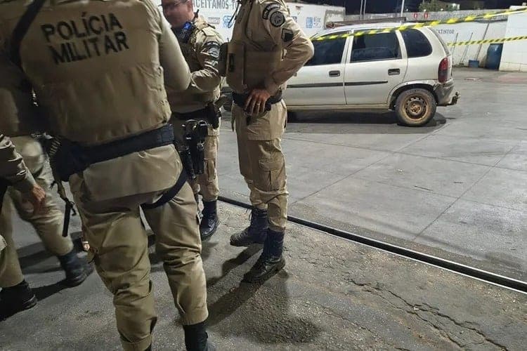 Em Brumado, homem é executado na frente da família enquanto aguardava para calibrar pneu 